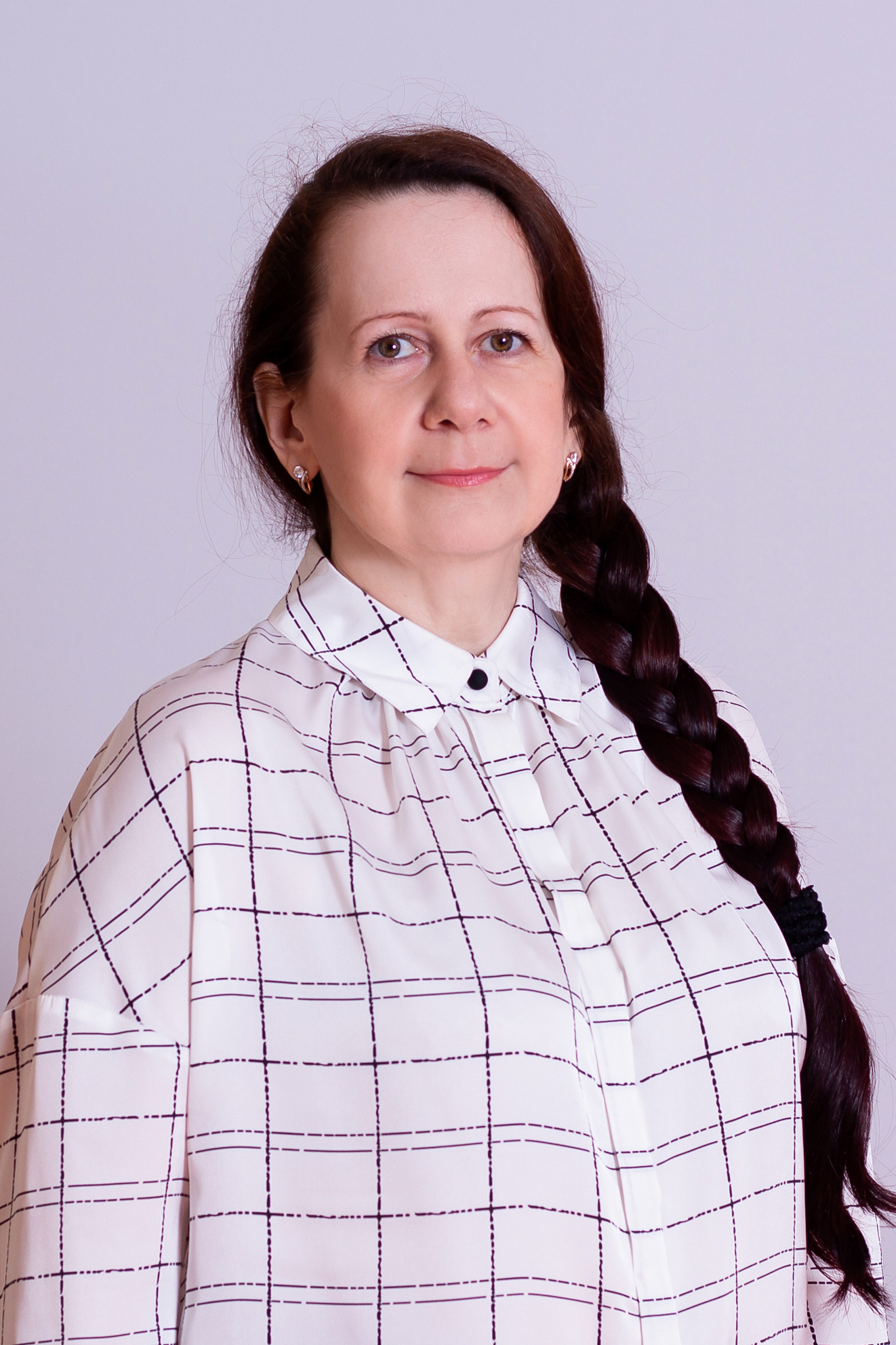 Белоконева Лариса Николаевна.